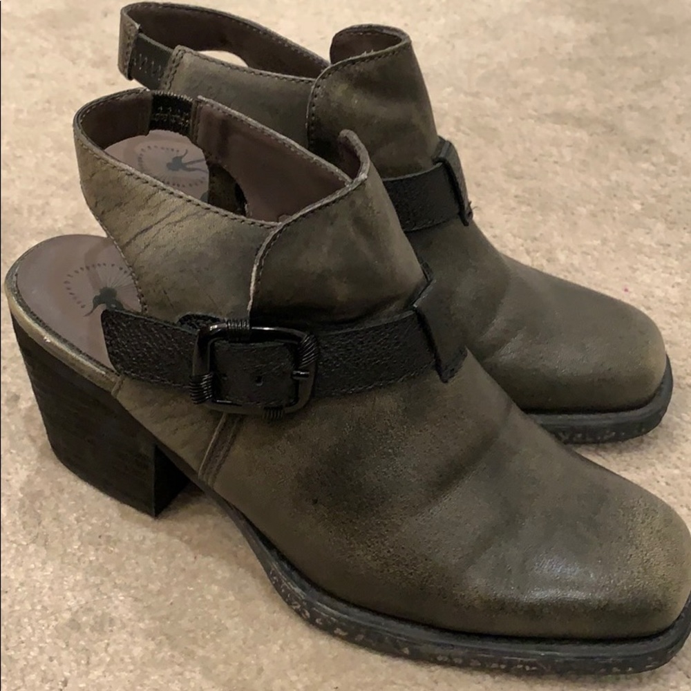 Leather OTBT mule booties